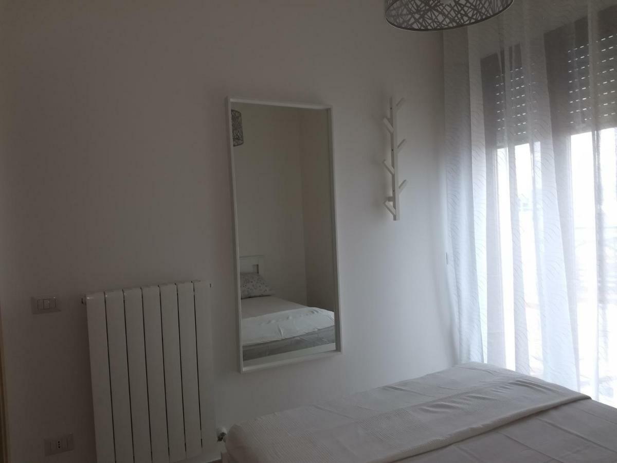 Appartamento Penthouse On The Adriatic Sea Martinsicuro Esterno foto