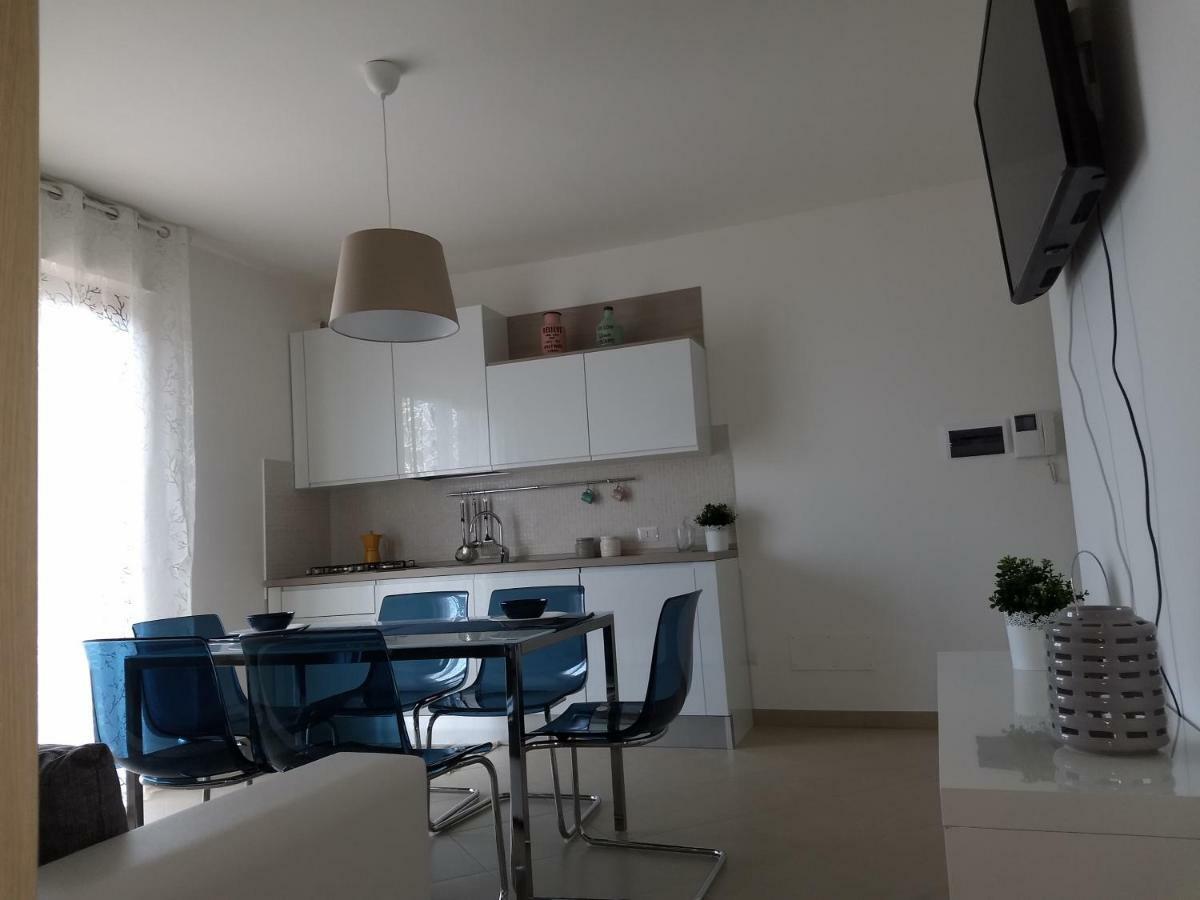 Appartamento Penthouse On The Adriatic Sea Martinsicuro Esterno foto
