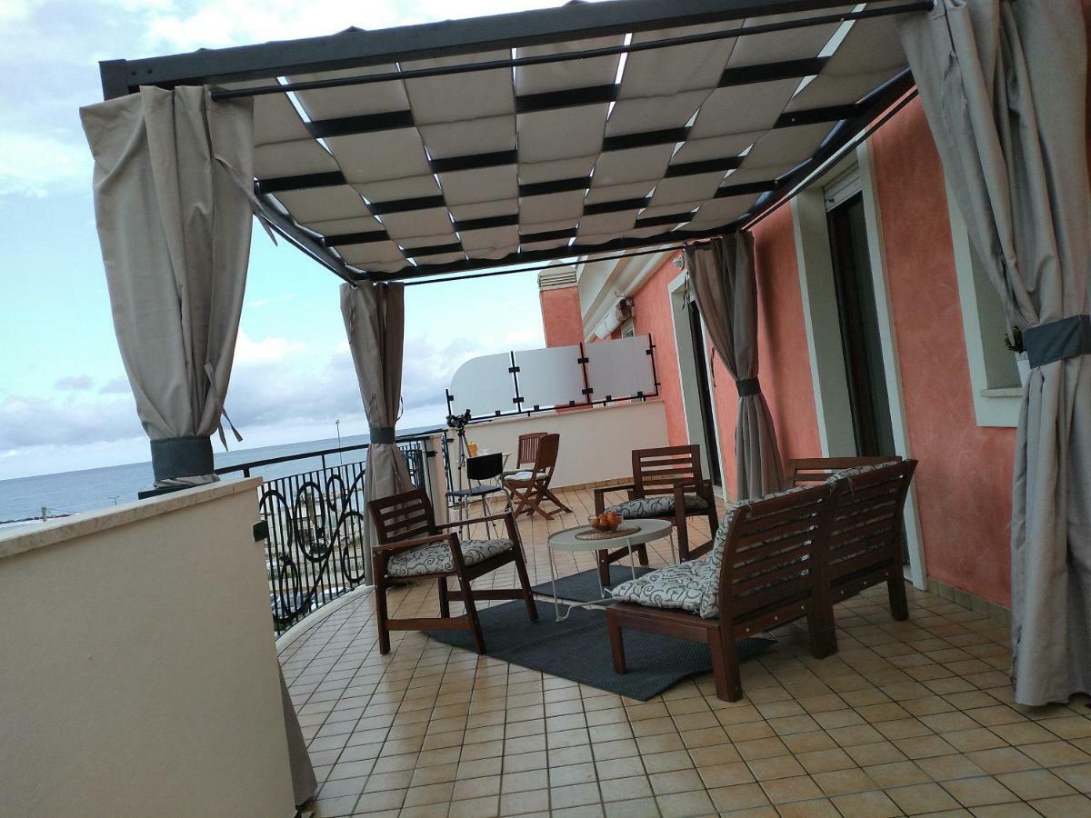 Appartamento Penthouse On The Adriatic Sea Martinsicuro Esterno foto